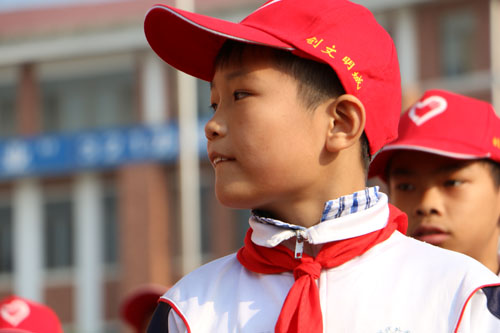 現(xiàn)外象湖校區(qū)舉辦第六屆秋季田徑運(yùn)動(dòng)會(huì)