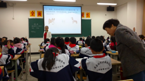 以賽促學(xué)，以賽促研，以賽促教